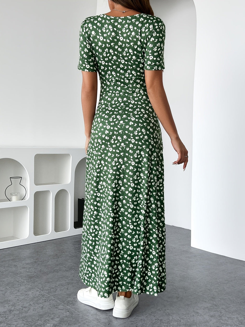 Florezia Long Dress for Women – Chic and Flowy Summer Floral Dress for Feminine Elegance